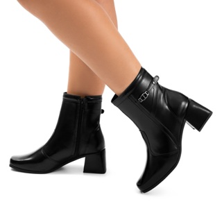Bota Feminina Lumiss Detalhe Metal Cano Curto Salto Bloco Baixo Preto em Oferta na Shopee