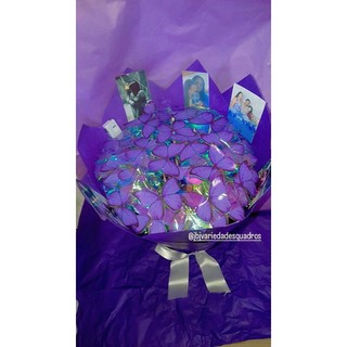 Buquê roxo com fotos e led montado (Dia das mães) Namorados.
