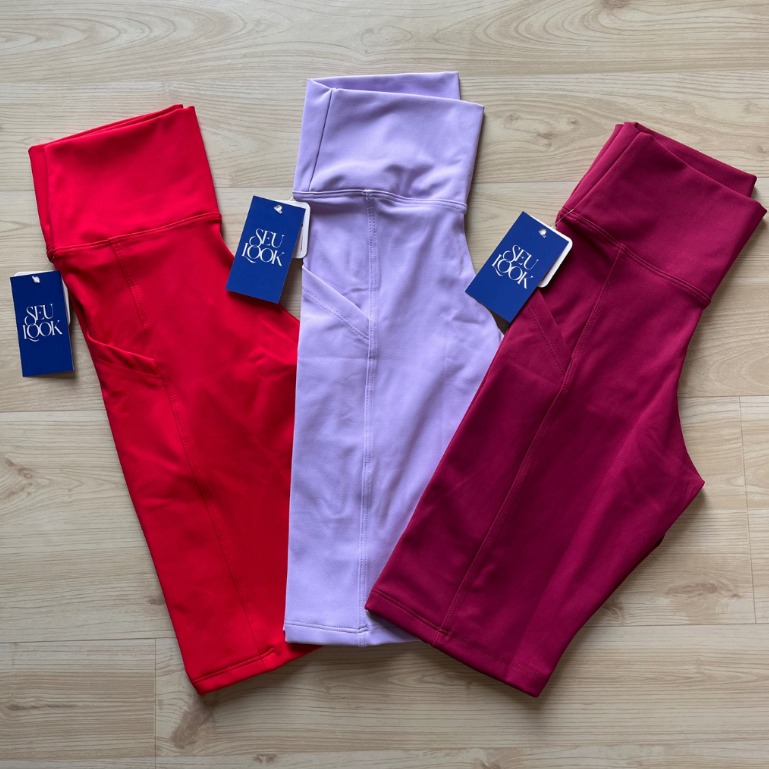 Bermuda Legging Fitness Athletic em Poliamida com Bolso Cós Alto Meia Coxa Roupa de Academia Feminina