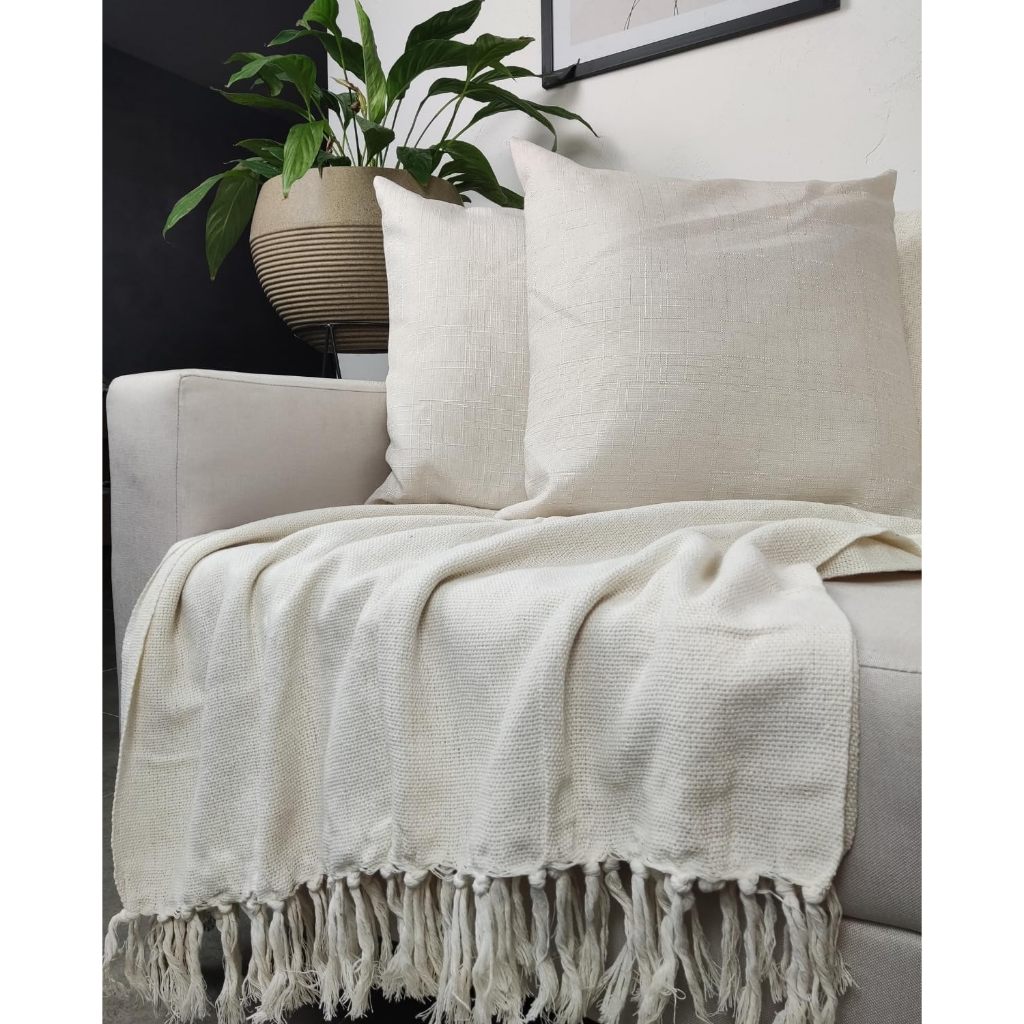 Manta Para Sofá 2,90x2,20m 100% Algodão Promoção Imbatível. Cor Cru em Oferta na Shopee