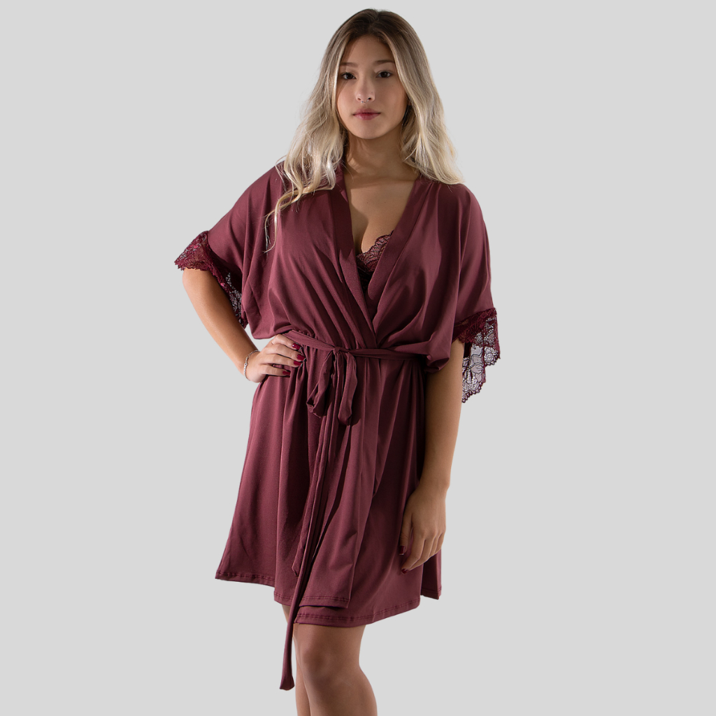 Robe Roupão Detalhe em Renda Manga Curta