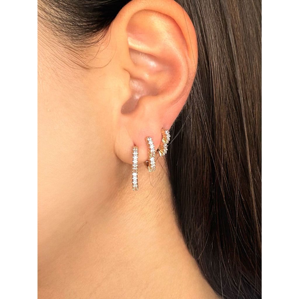 Trio de Brinco Feminino em formato de Coração com Pedra em Zircônia na cor Prata e Dourado