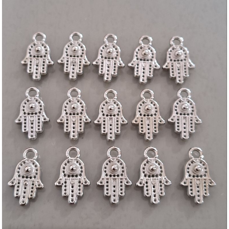 Mão de Fátima Pingente Níquel 10×15 mm Abs 50/ 100/150unidades cabelos, penteados,bijuterias em Oferta na Shopee