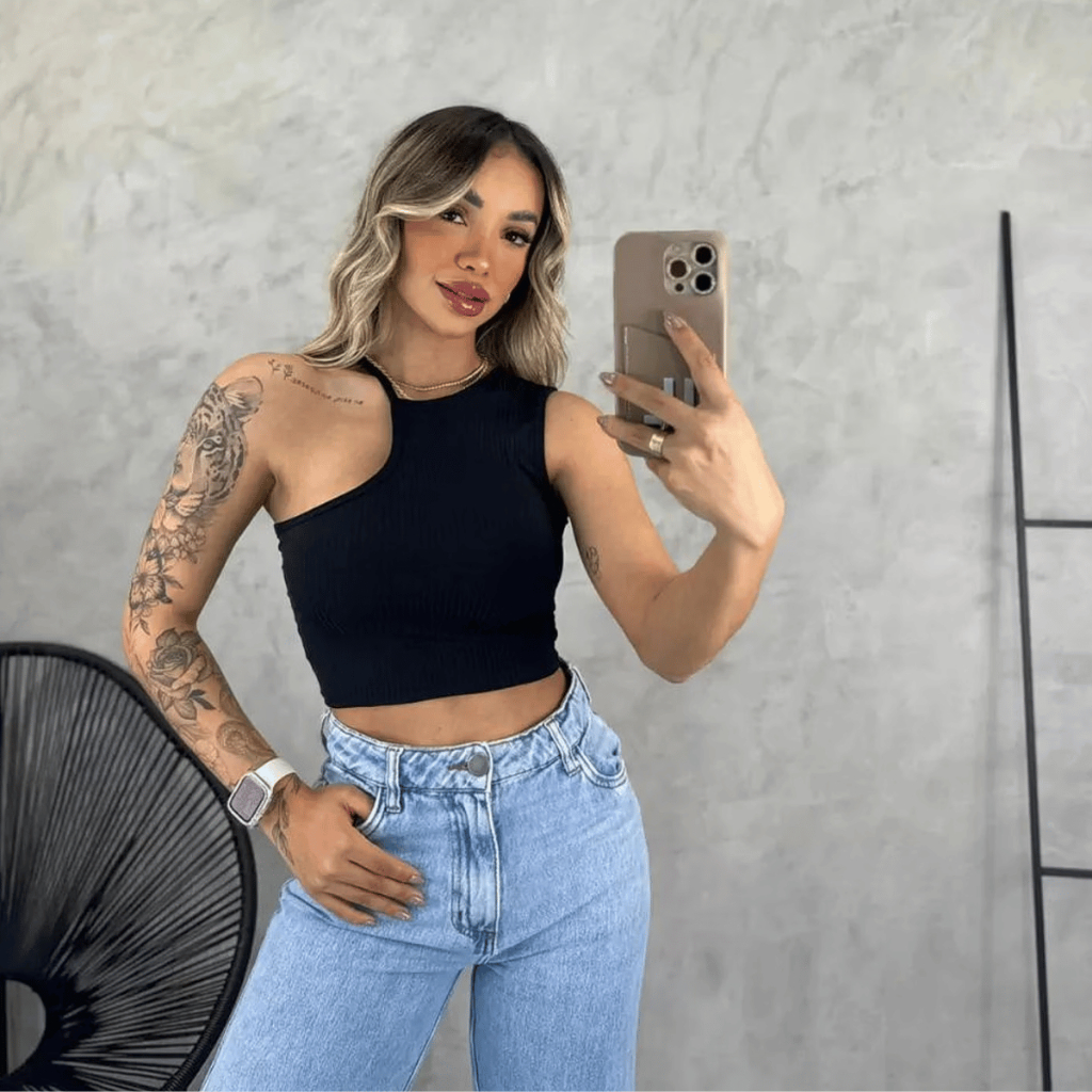 Blusa Cropped Kim Um Ombro Alcinha Basico Liso Tecido Canelado Regata