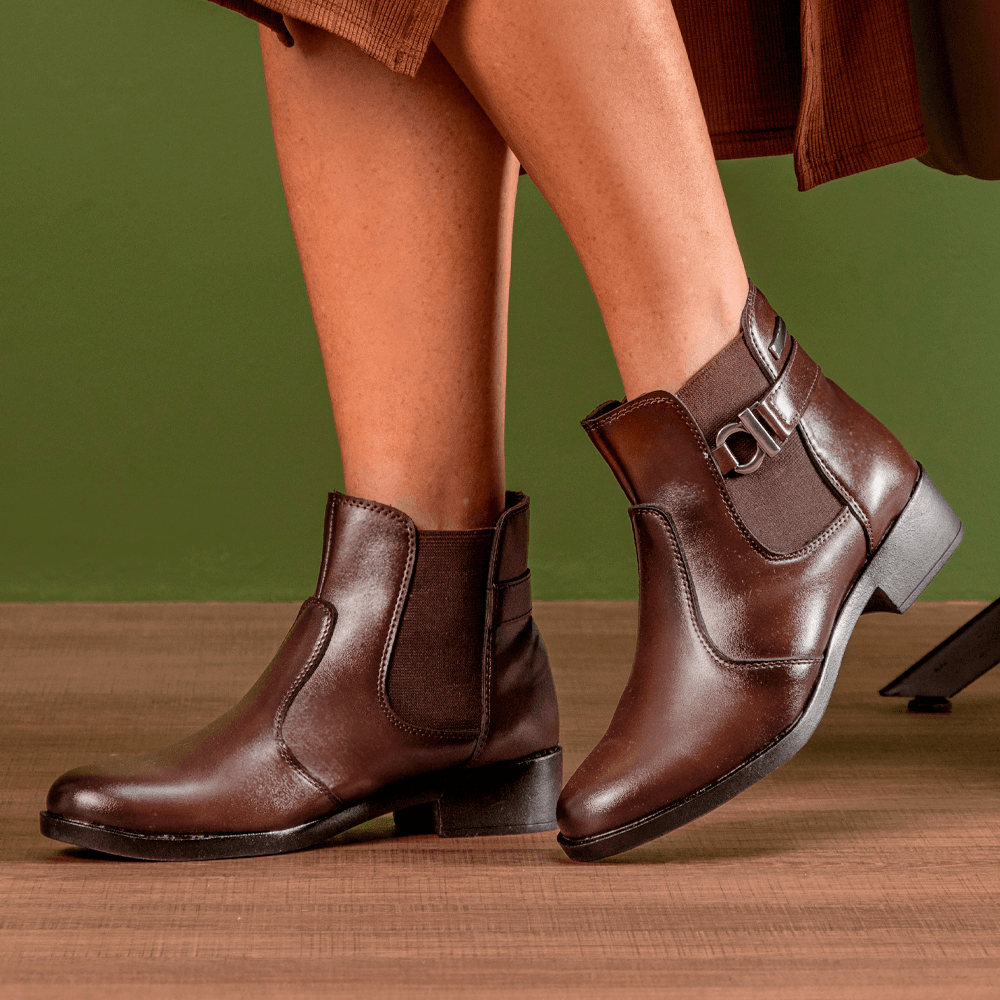 Bota Versales Feminina Melissa Elástico Lateral Metal Prata Elegante Moderna Sofisticada Confortável