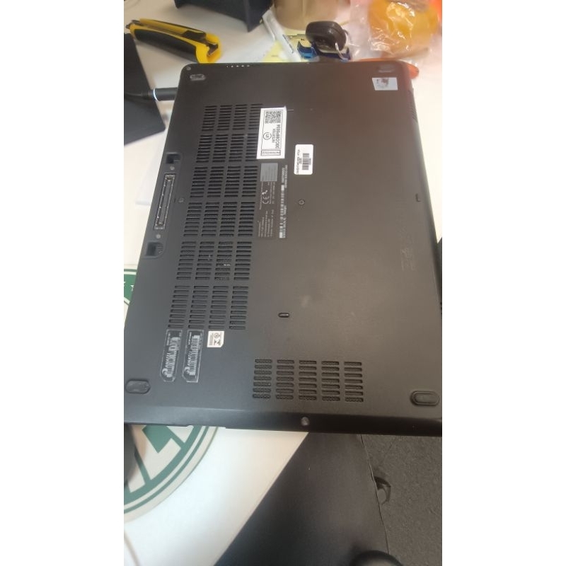 Notebook Dell latitude 5470 core i5 SSD 240g 8 RAM