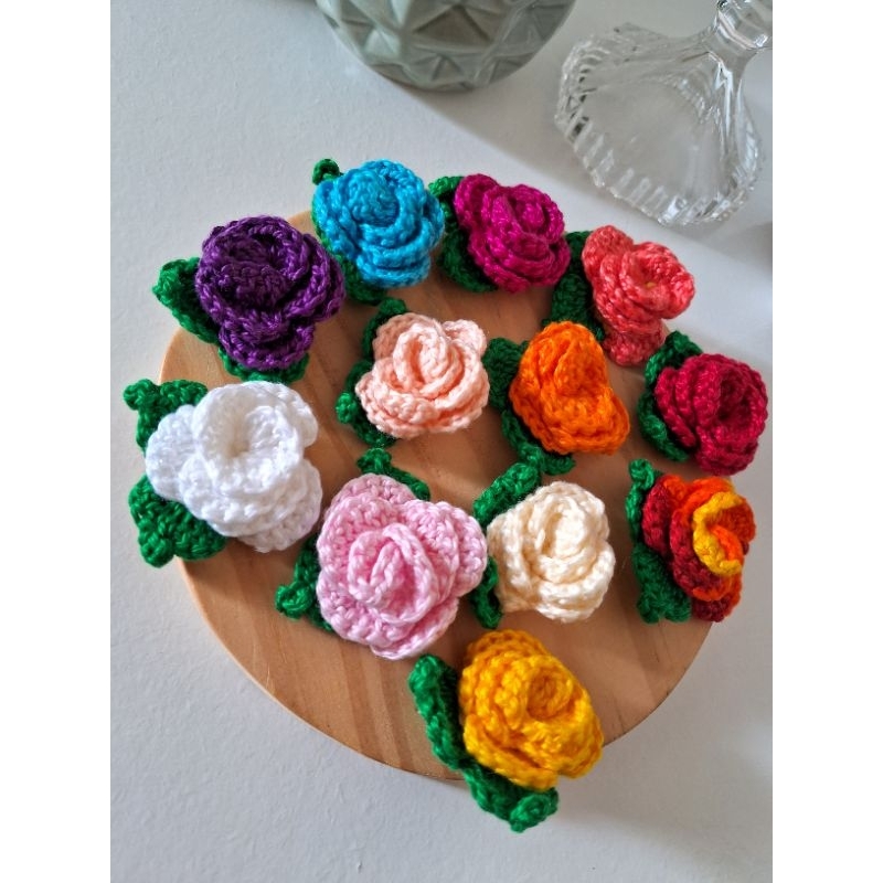 Flor de Crochê Modelo Rosa para Aplicação 2,5cm Kit com 6, 12 e 24 unidades