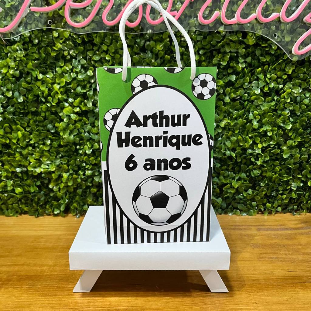 SACOLINHA PERSONALIZADA FUTEBOL - PEGUE E MONTE - TAMANHO (M) - Lembrancinha - Aniversário