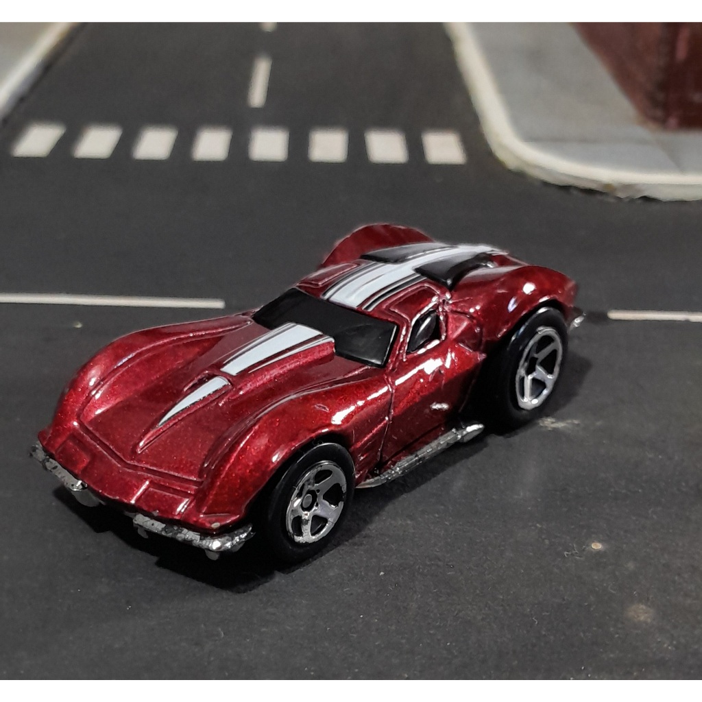 HOT WHEELS Corvette Sting Ray - 1:64 - (Fora da Embalagem)