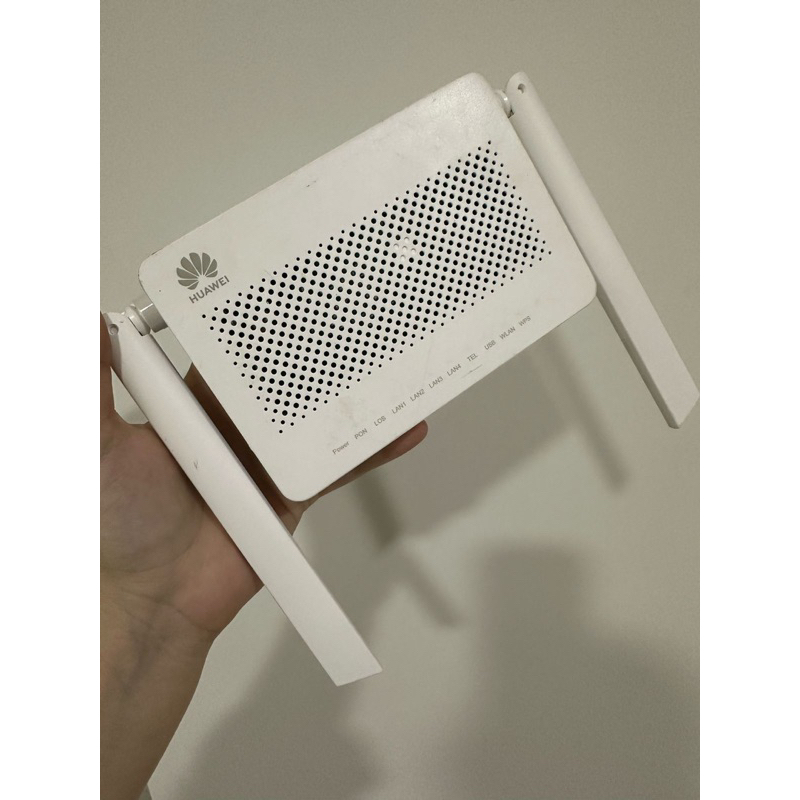 ONT HUAWEI GPON EG8145V5-V2 usado com fonte