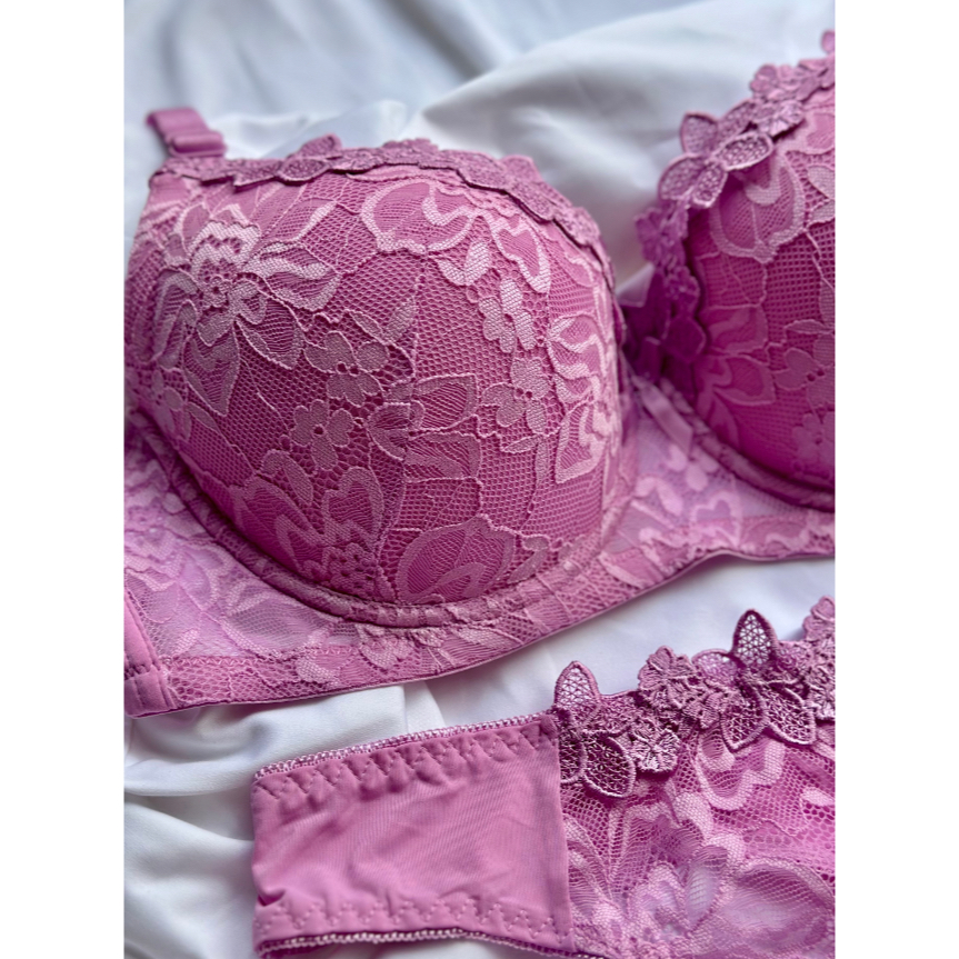 Narcizo Conjunto de lingeriePLUS SIZE com bojo importado FIO DENTAL