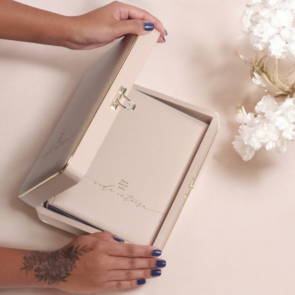 Maleta álbum de fotos 15x21 160 Fotos luxo qualidade premium coleção para durar uma vida inteira em Oferta na Shopee