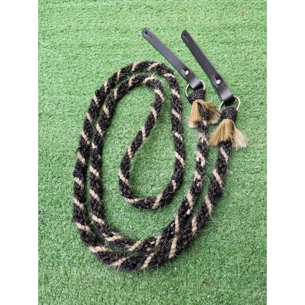 Rédea de cabelo trançada rédea de crina em oferta para cavalos