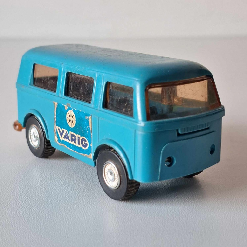 Antigo Carrinho Kombi Varig Glasslite