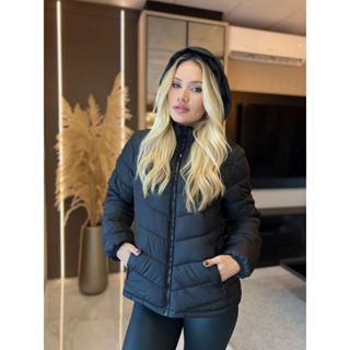 Jaqueta Puffer Forrada Apeluciada com Capuz Feminina
