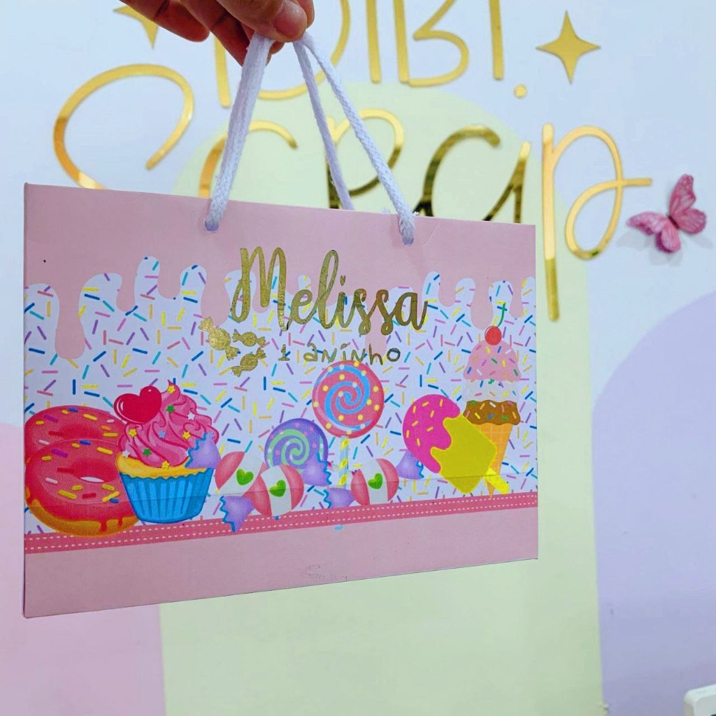 Sacolinha surpresa Docinho /Lembrancinhas/Festa infantil/Aniversário/sacola surpresa/Personalizados