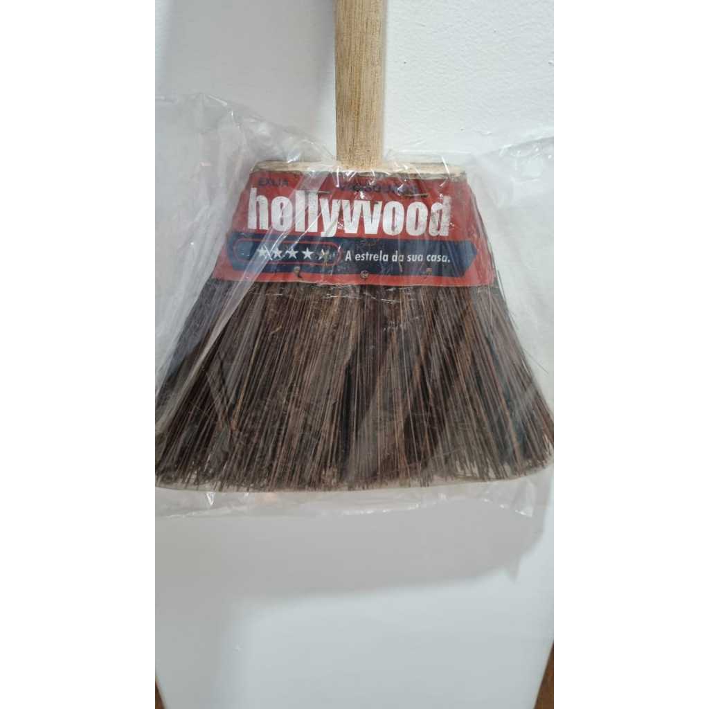 Vassouras Piaçava Reforçada N 5 Com Cabo em Oferta na Shopee