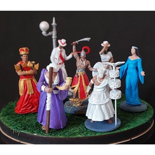Miniaturas Orixás em resina para terrários, maquetes. Valor unitário. em Oferta na Shopee