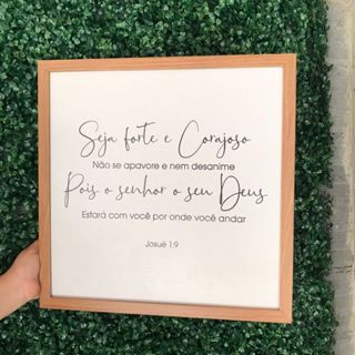 Quadro cobre caixa de luz  com porta chaves com moldura 43x43 Seja forte e corajoso F.bege para sala/ quarto/decoração em Oferta na Shopee