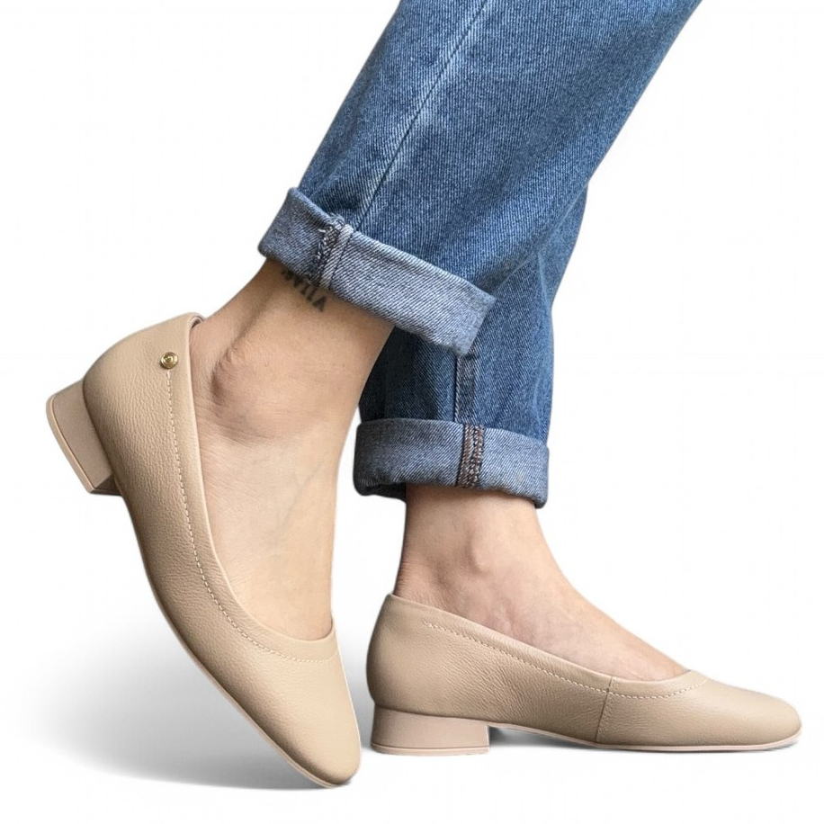 Sapato Feminino Couro Almond Comfortflex 2482301-6 em Oferta na Shopee
