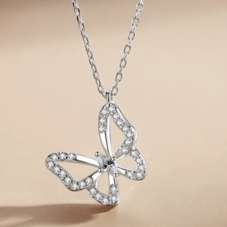 Colar de Borboleta Cravejada Feminino Pingente Positividade Liberdade Mulher Aço Inox em Oferta na Shopee