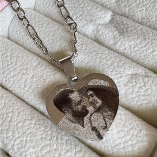 Corrente com Pingente de Coração Personalizado A Laser Inox em Oferta na Shopee