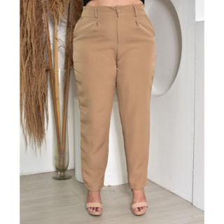 Calça Feminina Plus Size Alfaiataria - Elegante em Oferta na Shopee
