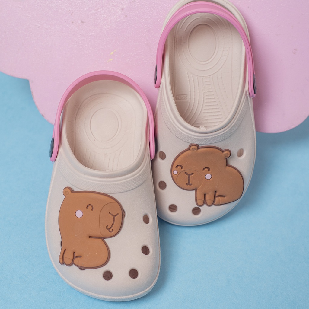 Babuche Infantil Feminino Menina Personagem Capivara Antiderrapante Leve Confortável Ajustável