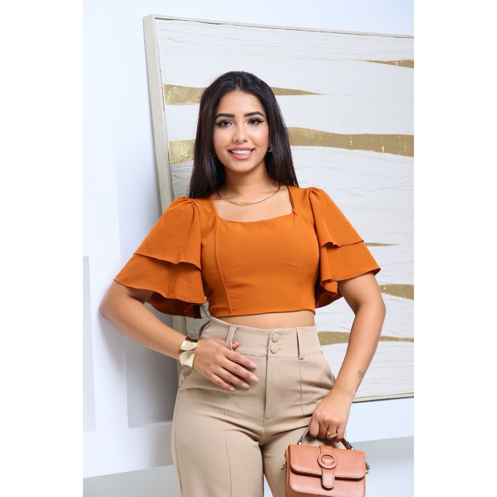 Cropped Blusinha Feminino Manga Flare Babados De Amarrar com barbatanas tecido crepinho com bojo