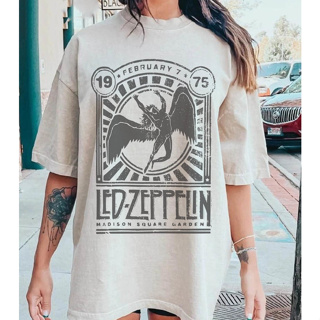Camiseta Unissex "Led Zeppelin 1975" em Oferta na Shopee