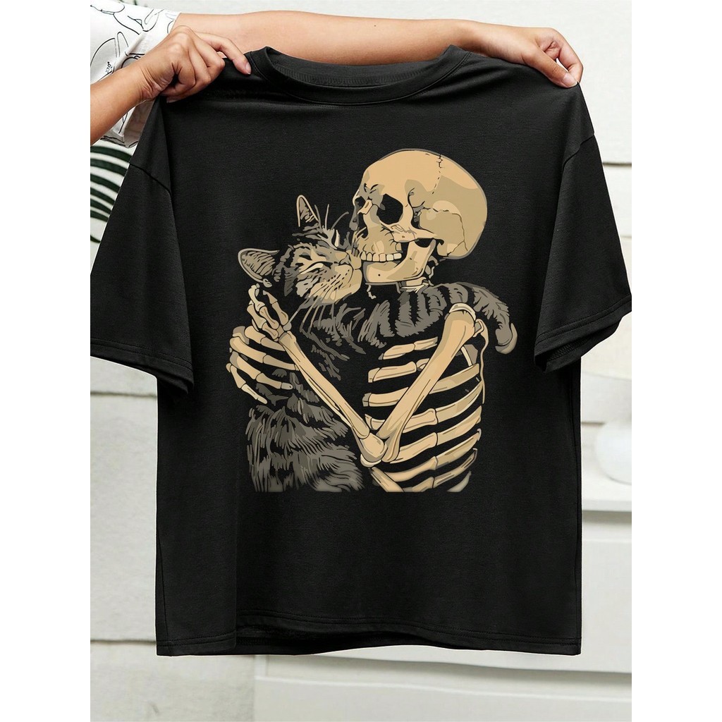 Camiseta Unissex "Caveira e Gato" em Oferta na Shopee