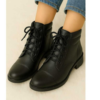Bota Coturno Casual Feminina Cano Curto Baixo Médio Confortável Macia - Preta Femmy em Oferta na Shopee