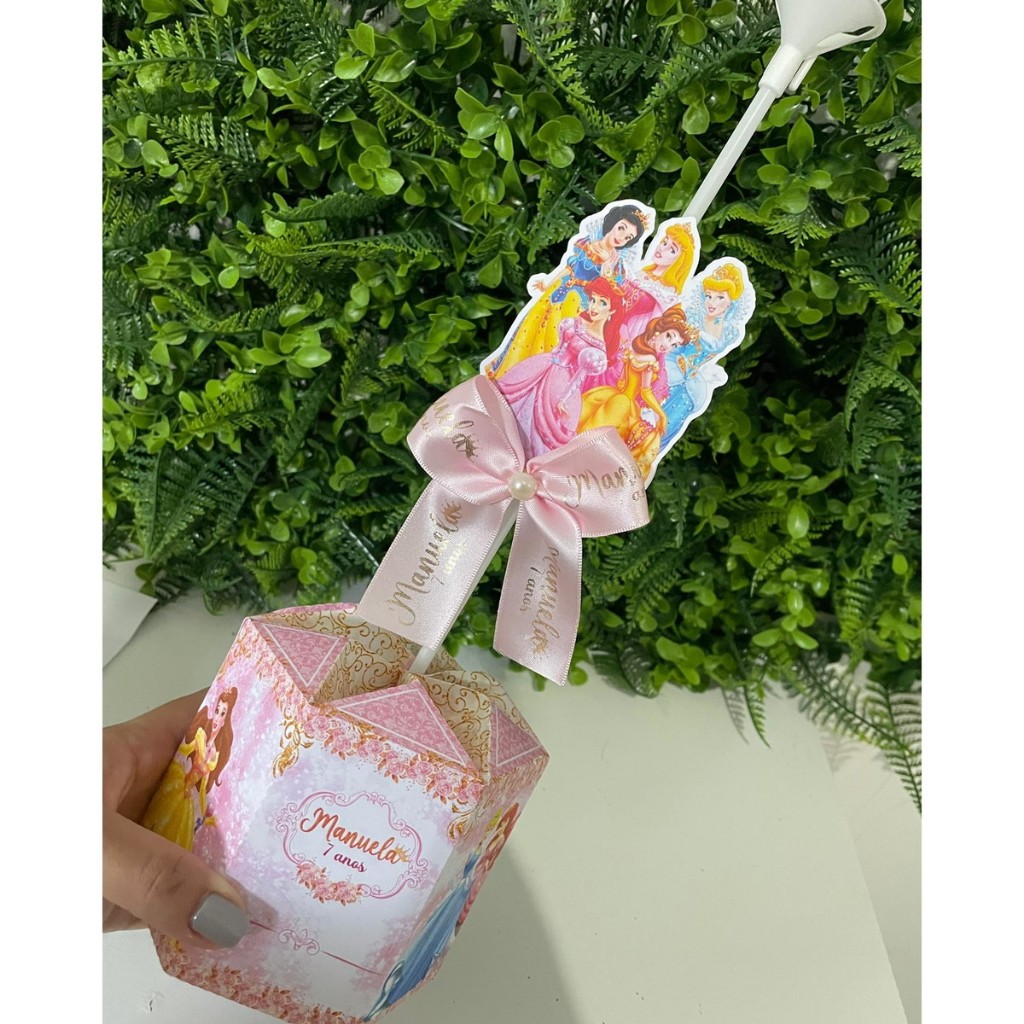 Kit de Centro de mesa Princesas | Arranjo de mesa | Enfeite | Cachepô | Lembrancinha Personalizado