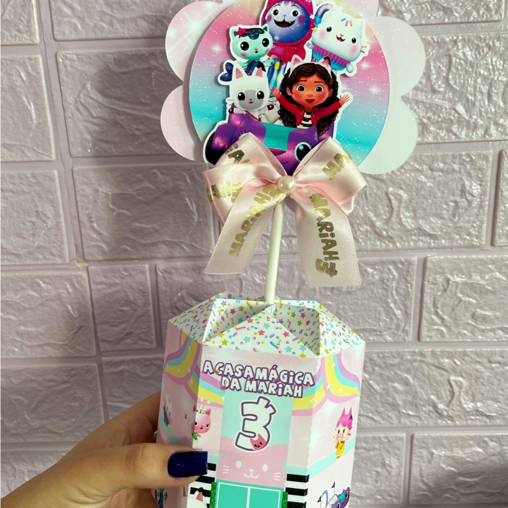 Kit de Centro de mesa A Casa Mágica da Gabby | Arranjo de mesa | Enfeite | Cachepô | Lembrancinha Personalizado