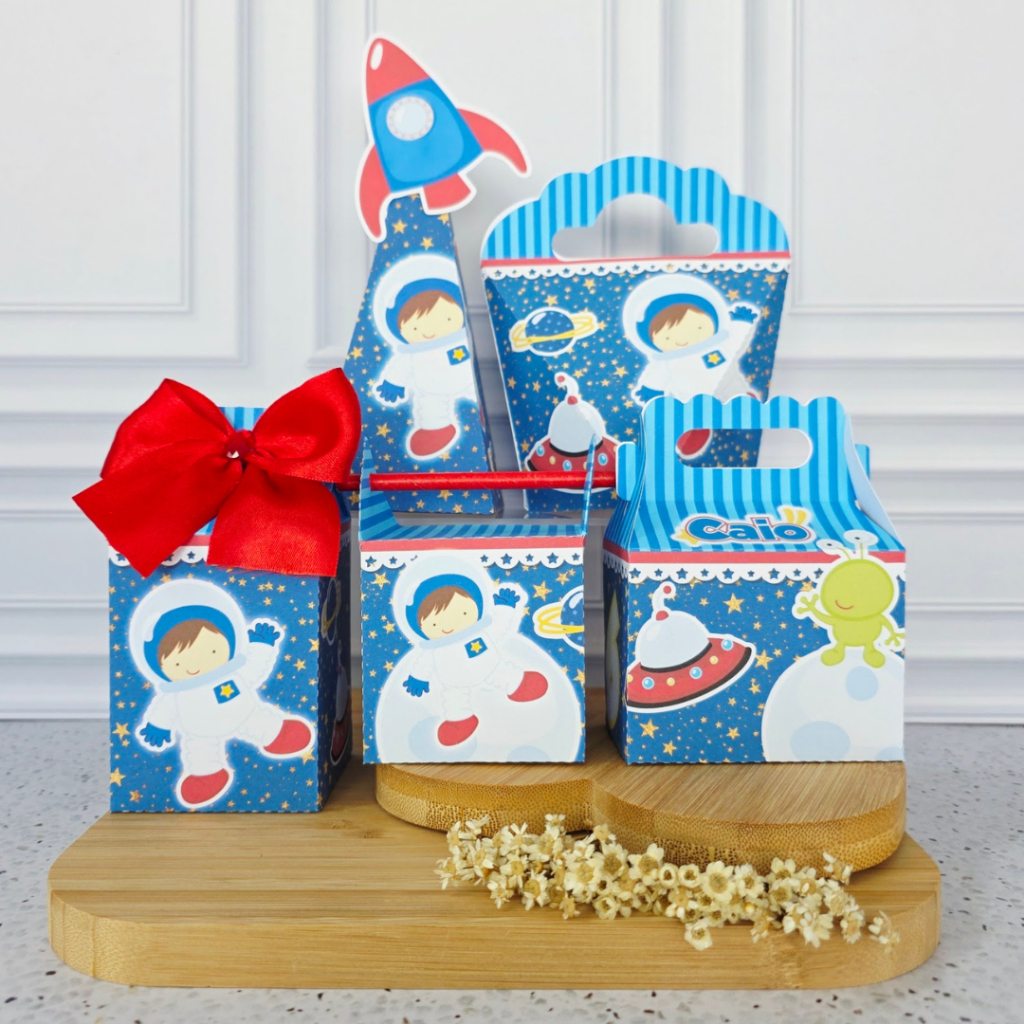 Kit Festa Aniversário  Astronauta Caixinhas  Personalizadas Lembrancinhas para Festas ( PEGUE E MONTE )