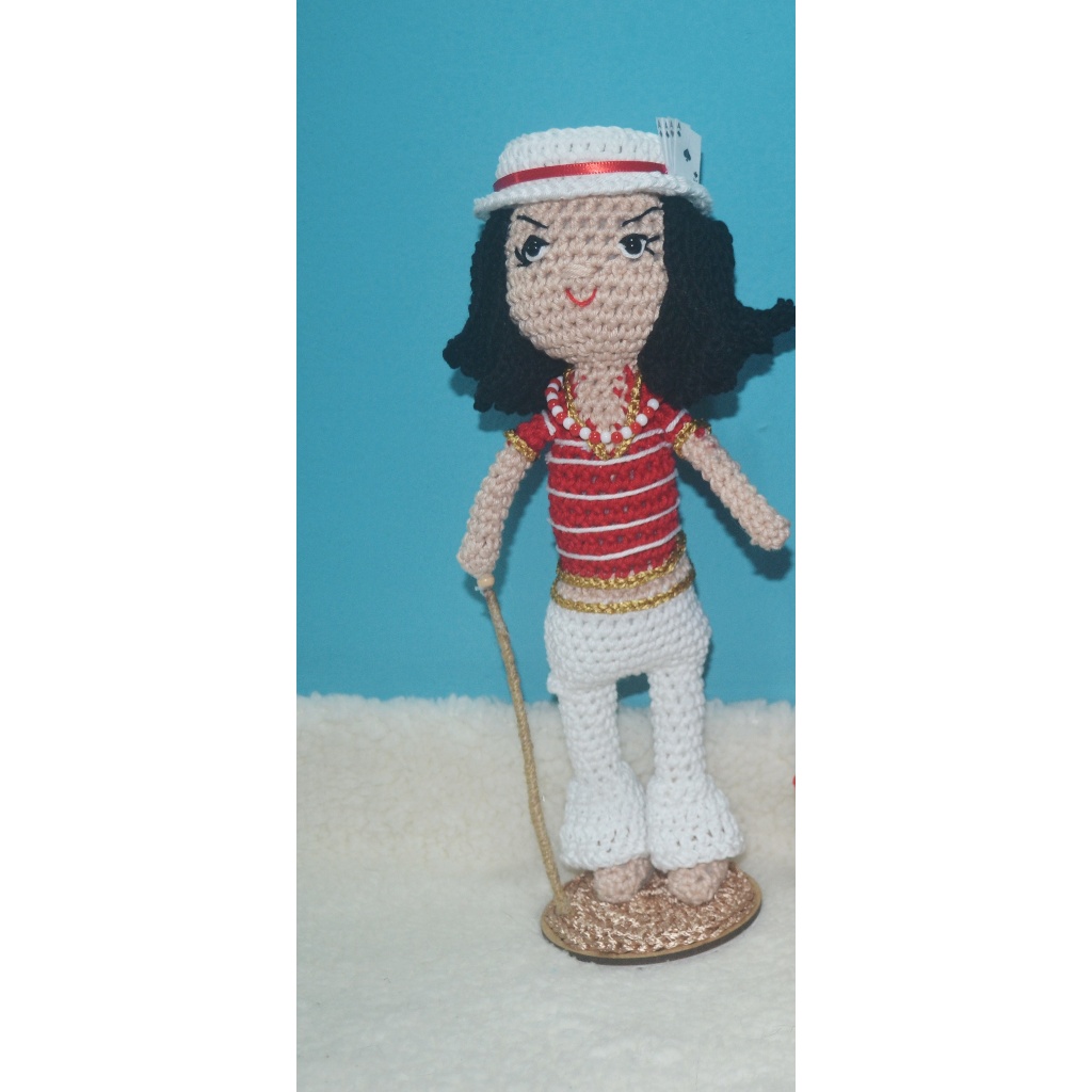 Maria Navalha em amigurumi