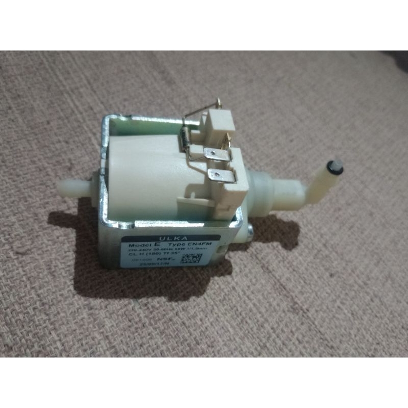 Bomba d'água cafeteira Nespresso D60 ou C60 Pixie - 110V