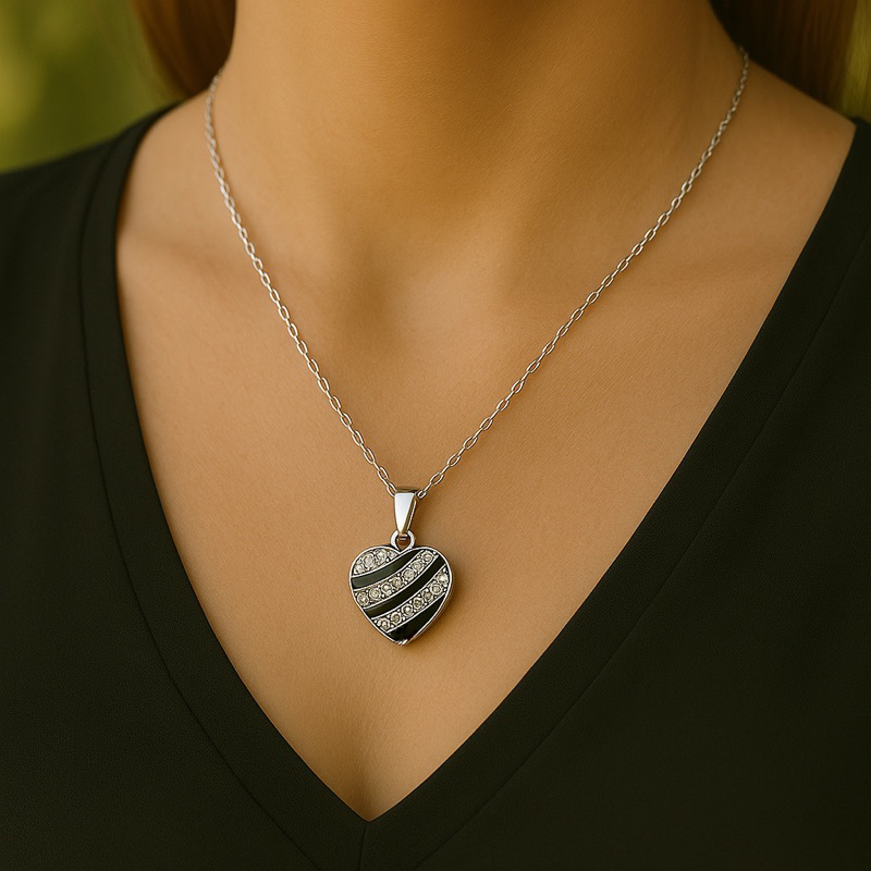 Colar feminino folheado a prata, trevo de quatro folhas, coração brilhante, corrente, delicado, joia