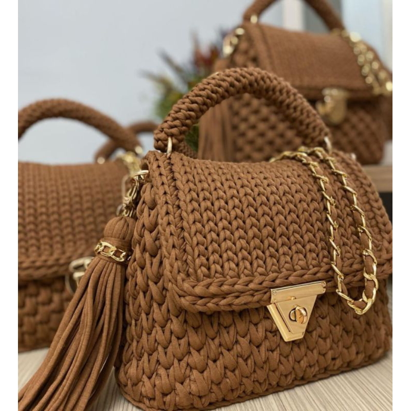 Bolsa de Ombro Feminina Artesanal em Crochê Premium | Alça Corrente Dourada | Pronta Entrega