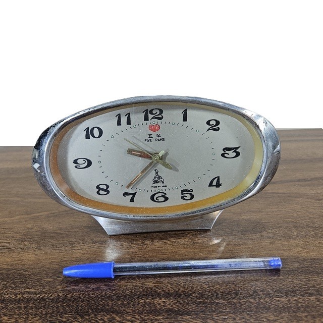 Lembrancinha Vintage Metal Despertador Antigo 400g 19x11x6cm