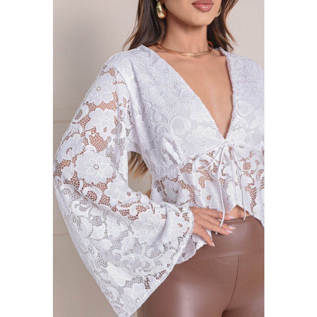 Blusa Feminina Bata Boho Manga Longa Soltinha De Renda
