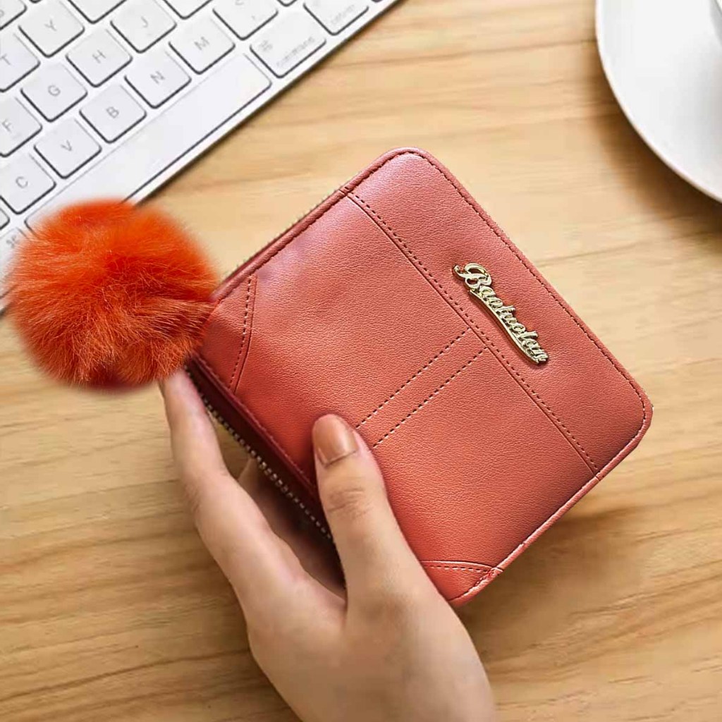 Carteira Feminina Couro Pequena Moderna De Alta Qualidade  Porta Moeda Porta Cartão Bolso Interno Com Pompom Alto Padrão em Oferta na Shopee