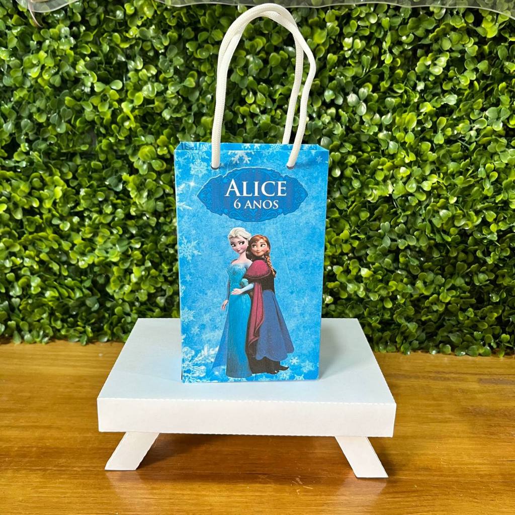 SACOLINHA PERSONALIZADA FROZEN - PEGUE E MONTE - TAMANHO (P) - Lembrancinha - Aniversário