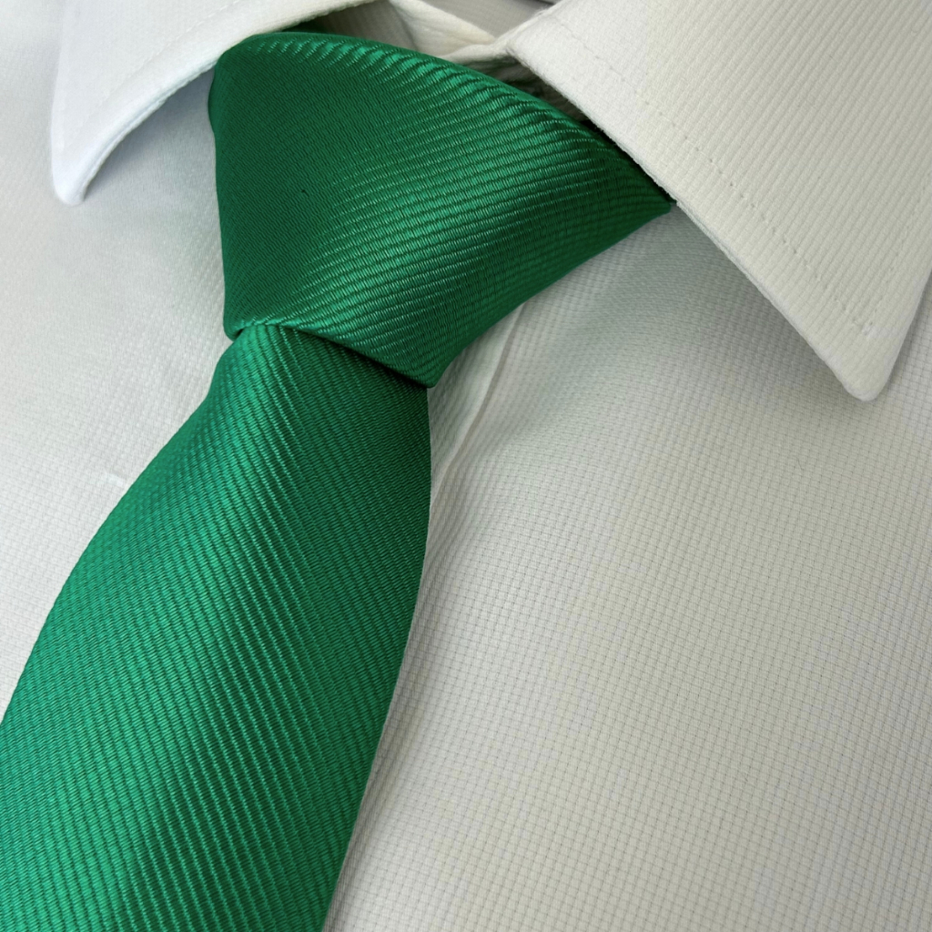 Gravatas Kit de 04 a 20 Verde Bandeira Clara Slim e Semi Slim Para Padrinhos Congressos e Eventos em Geral em Oferta na Shopee