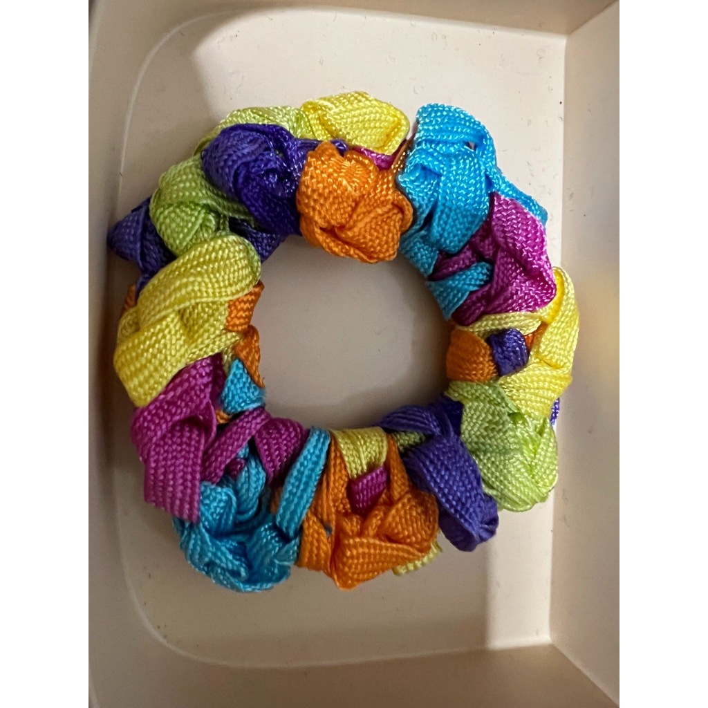 Enfeite para Cabelo Luxo Scrunchies Frufru Xuxa Fashion Moda - Elos Colorido