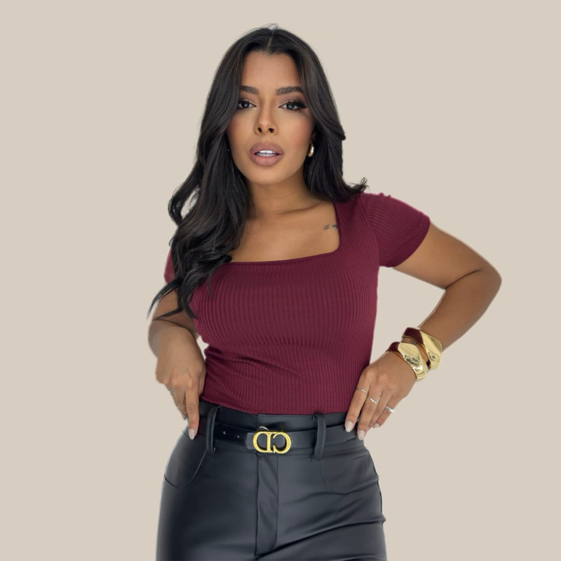 Blusa Básica Feminina Canelada Decote  Quadrado Blusinha Básica Dia a Dia Casual Elegante