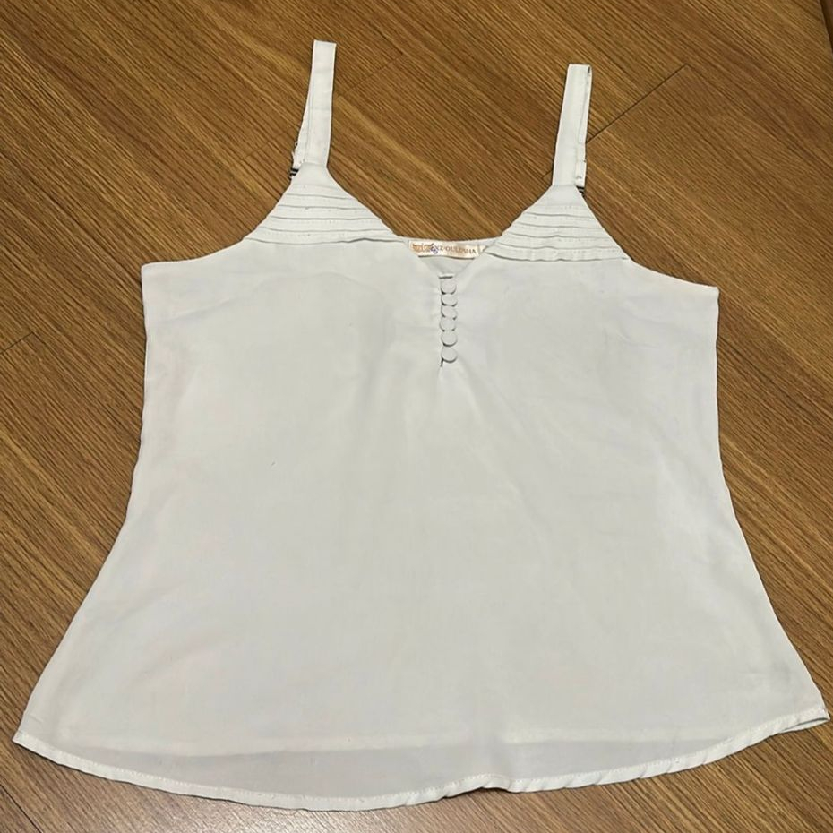 blusa de alcinha branca social, blusa de alcinha com ajuste, blusa branca sem transparência, blusa luxuosa (bazar)
