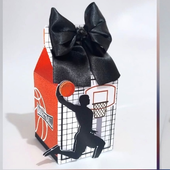 kit com 30 ,20 ou 15 mimos personalizados Caixinhas para Aniversario  lembracinha de aniversario TEMA; BASKETE/ cod.324.