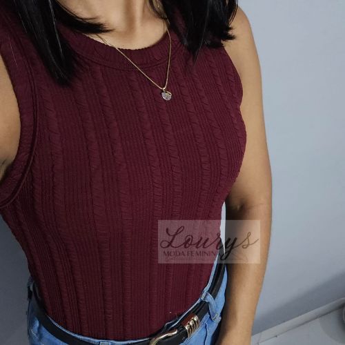 Blusa feminina blusinha regata básica dia a dia sem manga elegância e versatilidade gola redonda