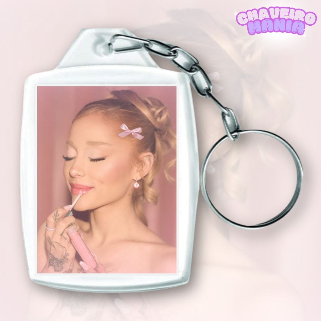 Chaveiro Ariana Grande - Frente e verso, 3x4cm, impressão HD.